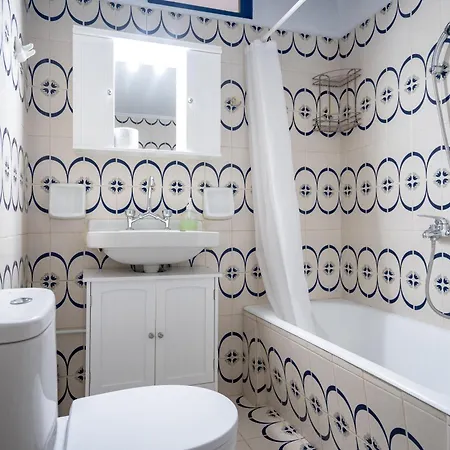 Apartment Keratsini 2 Bedroom 4 Pers By Mps Piraeus